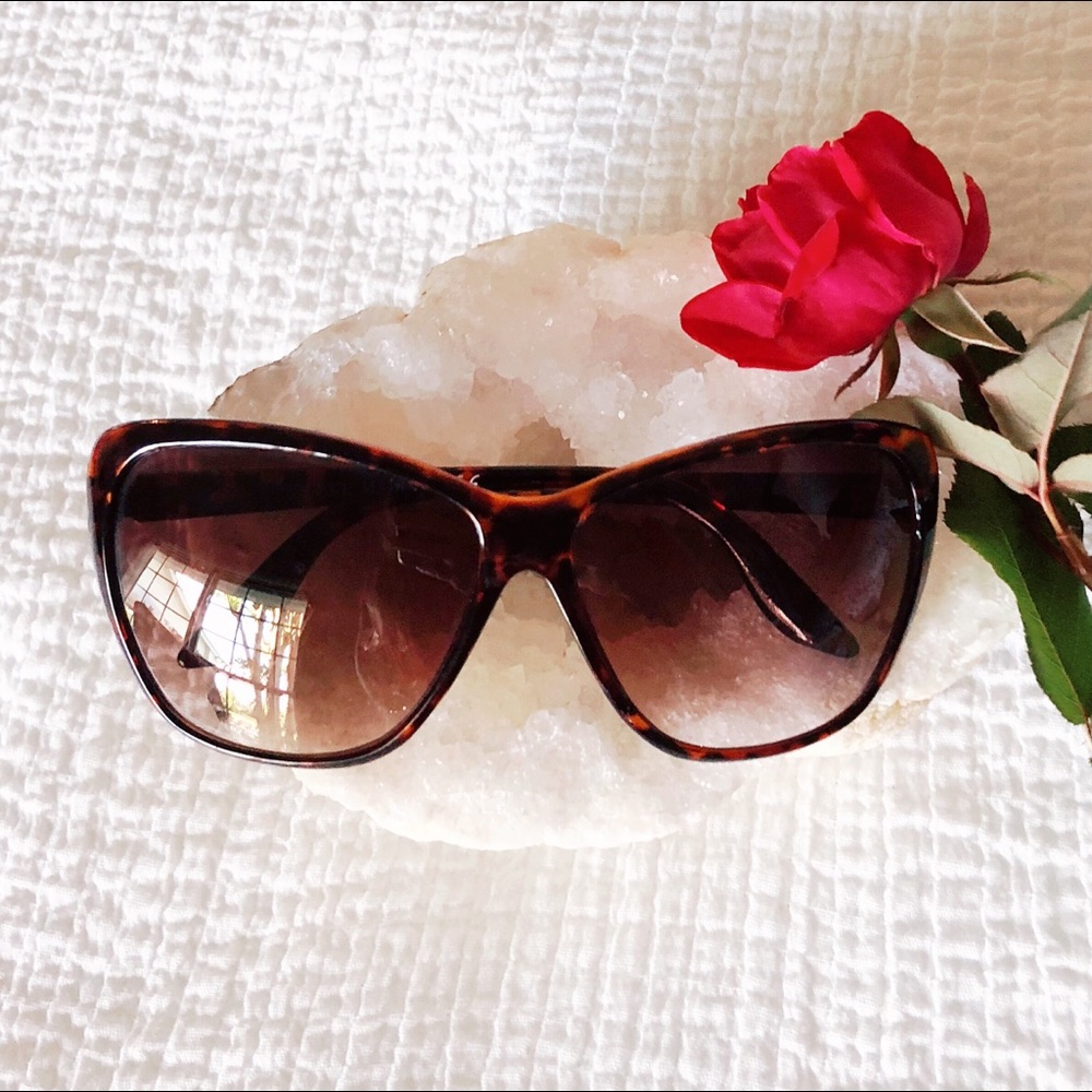 Steve Madden Sunglasses